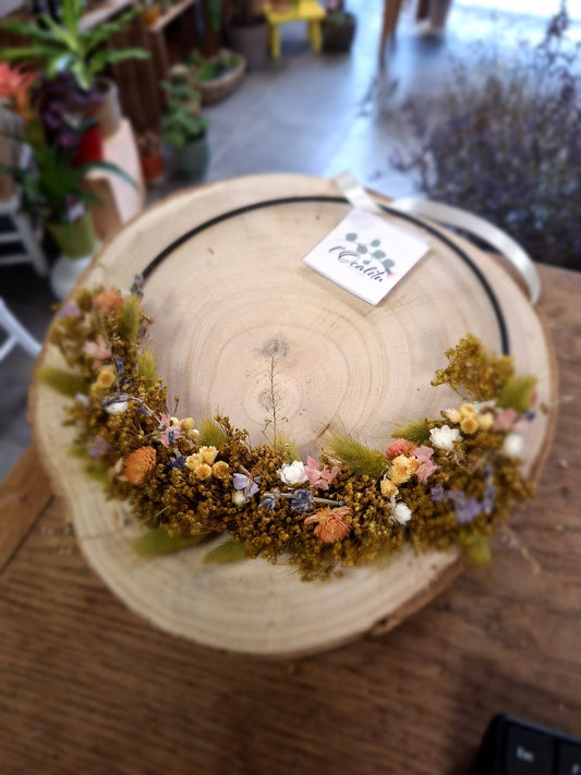 Couronne de fleurs séchées