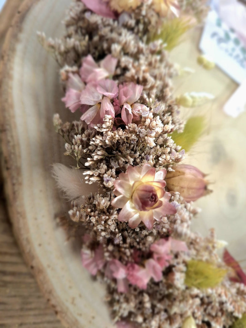 Couronne de fleurs séchées