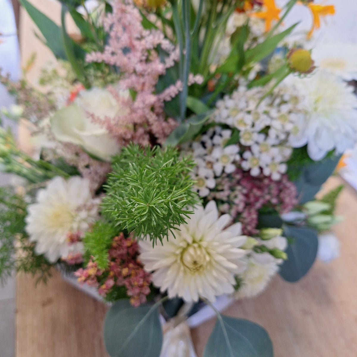 Bouquet de fleurs fraîches en boutique