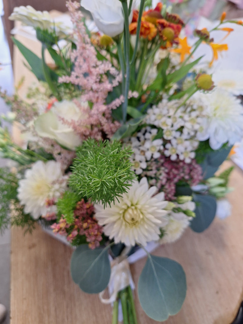 Bouquet de fleurs fraîches en boutique